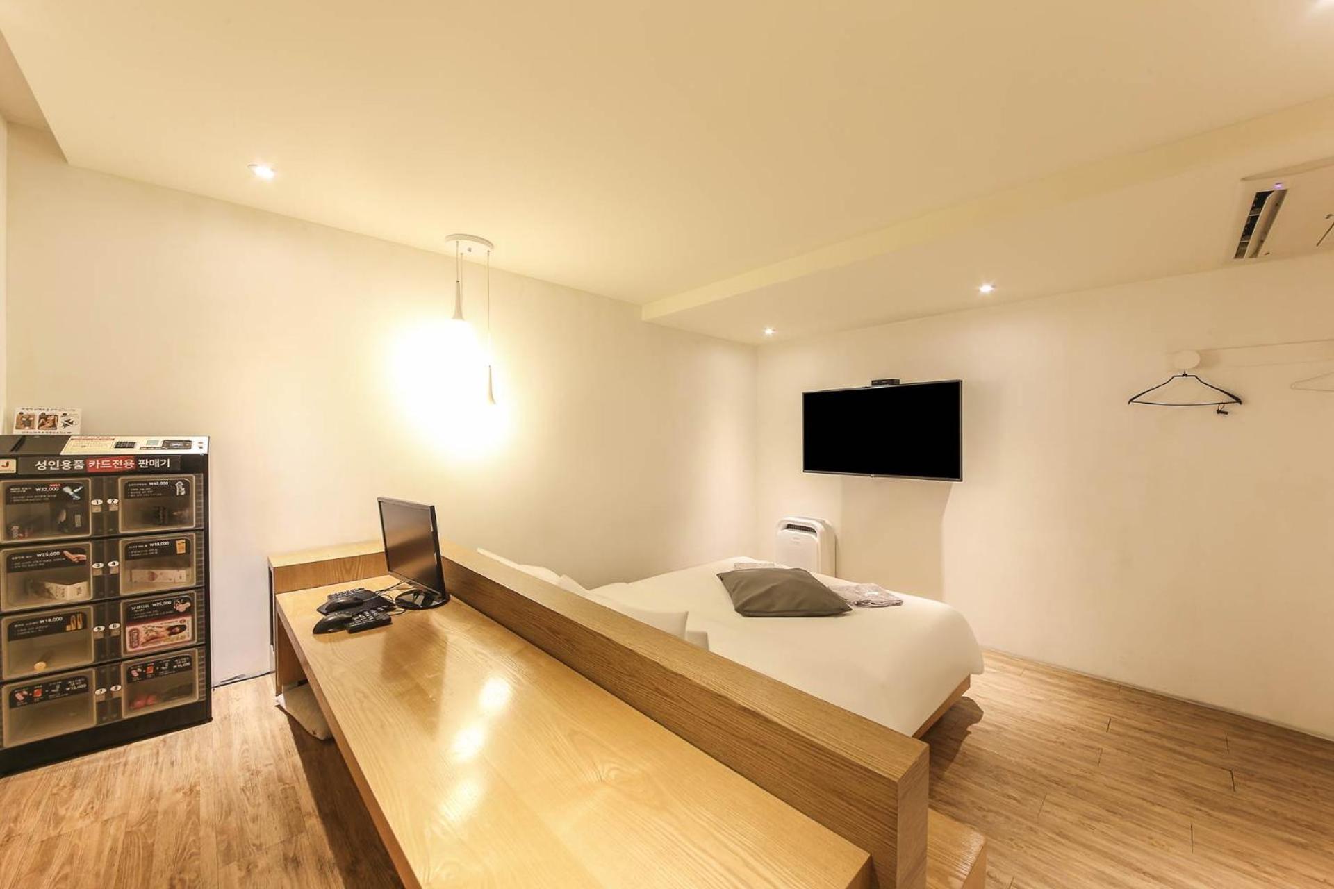 Hotel Yaja Sasang Terminal Puszan Kültér fotó