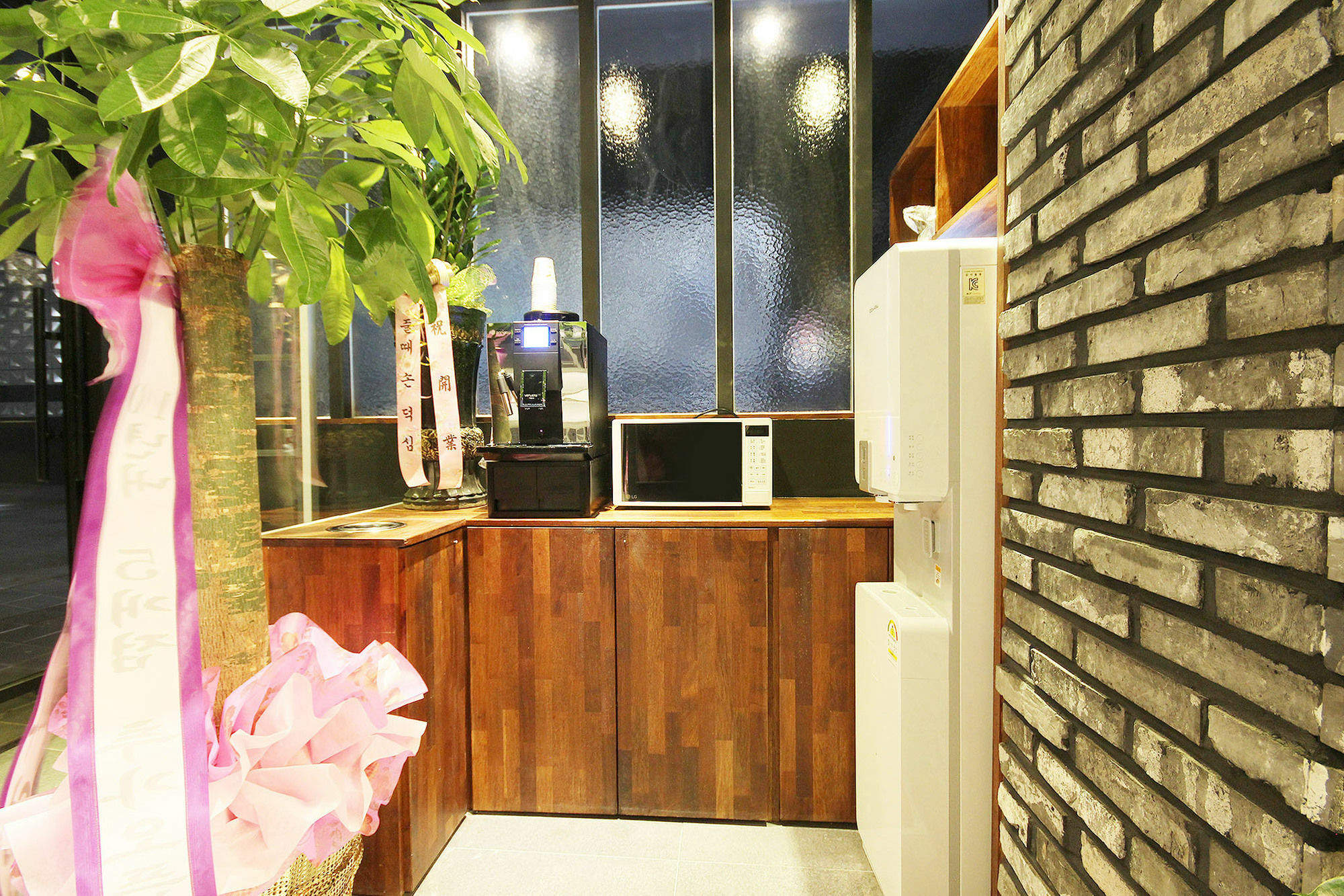 Hotel Yaja Sasang Terminal Puszan Kültér fotó